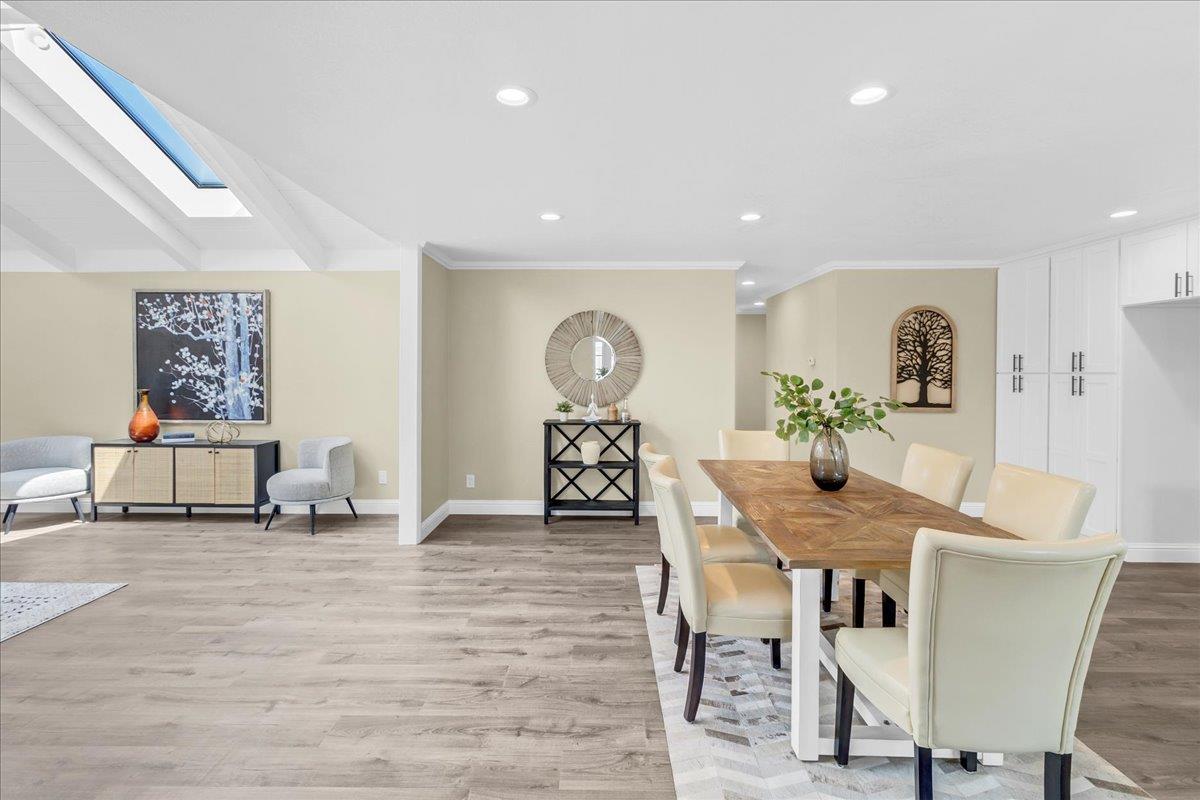 Detail Gallery Image 17 of 40 For 31 La Mirada Ct, Salinas,  CA 93901 - 4 Beds | 3 Baths