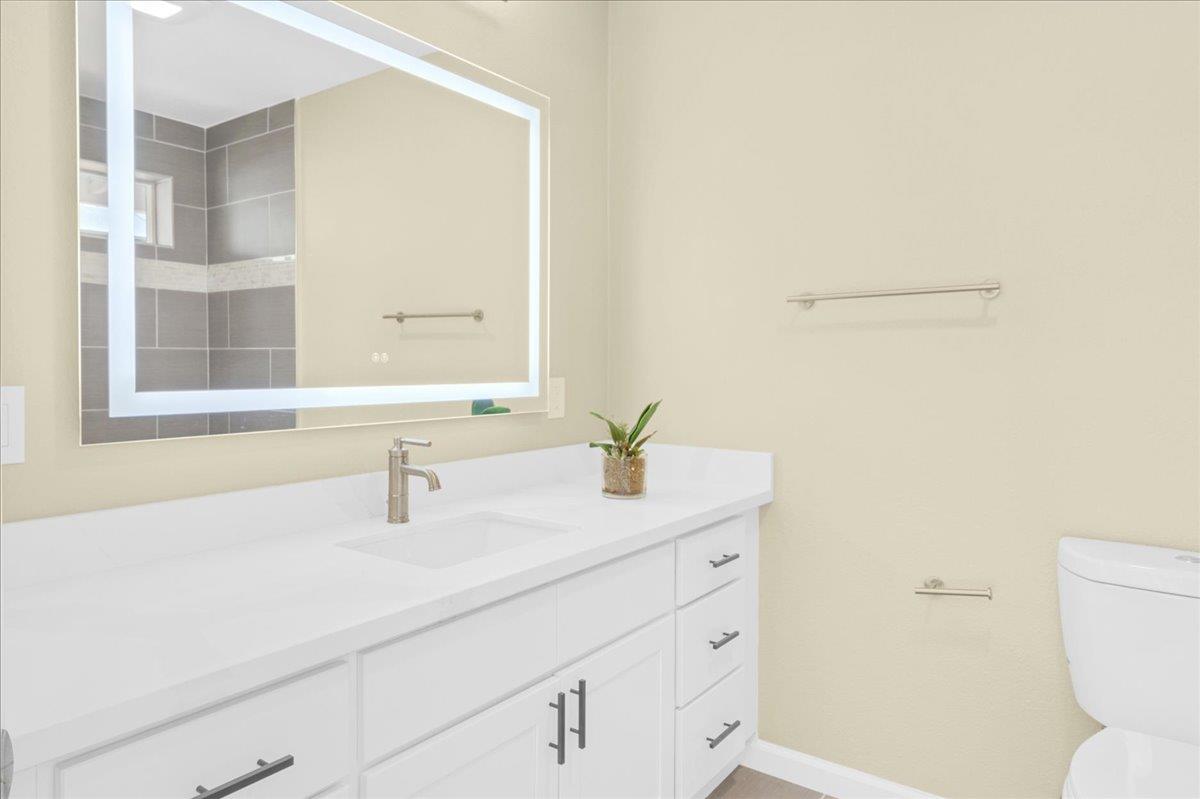Detail Gallery Image 22 of 40 For 31 La Mirada Ct, Salinas,  CA 93901 - 4 Beds | 3 Baths