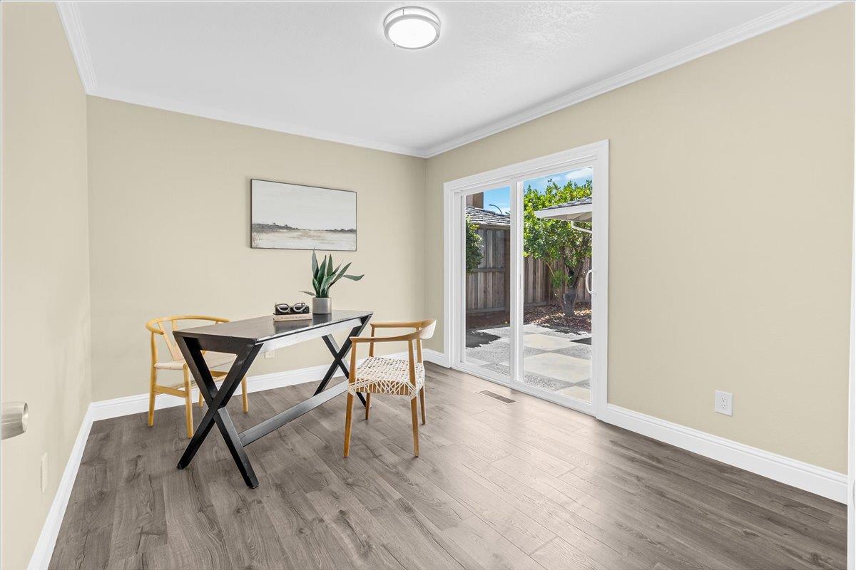 Detail Gallery Image 24 of 40 For 31 La Mirada Ct, Salinas,  CA 93901 - 4 Beds | 3 Baths