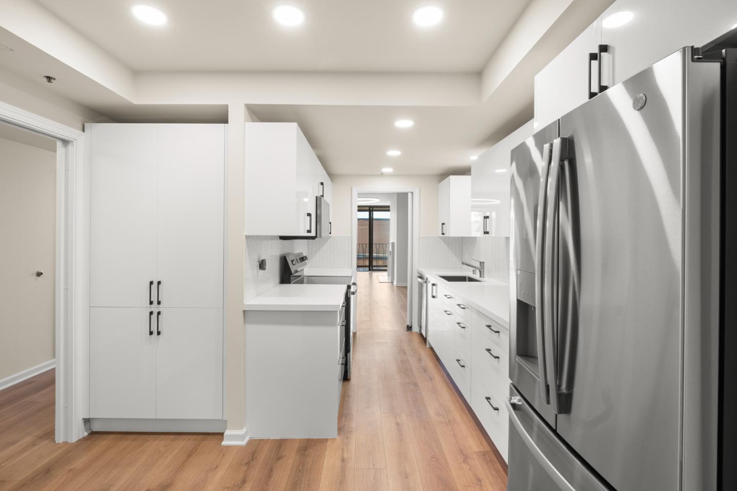 Detail Gallery Image 17 of 29 For 555 Laurel Ave #324,  San Mateo,  CA 94401 - 2 Beds | 2 Baths