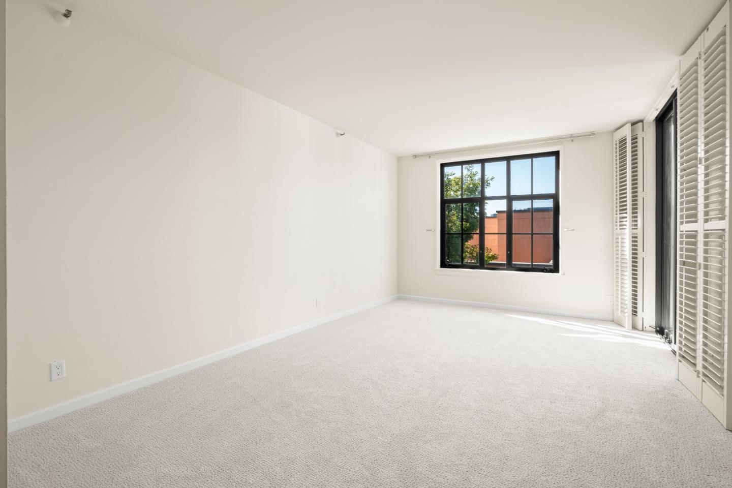 Detail Gallery Image 21 of 29 For 555 Laurel Ave #324,  San Mateo,  CA 94401 - 2 Beds | 2 Baths