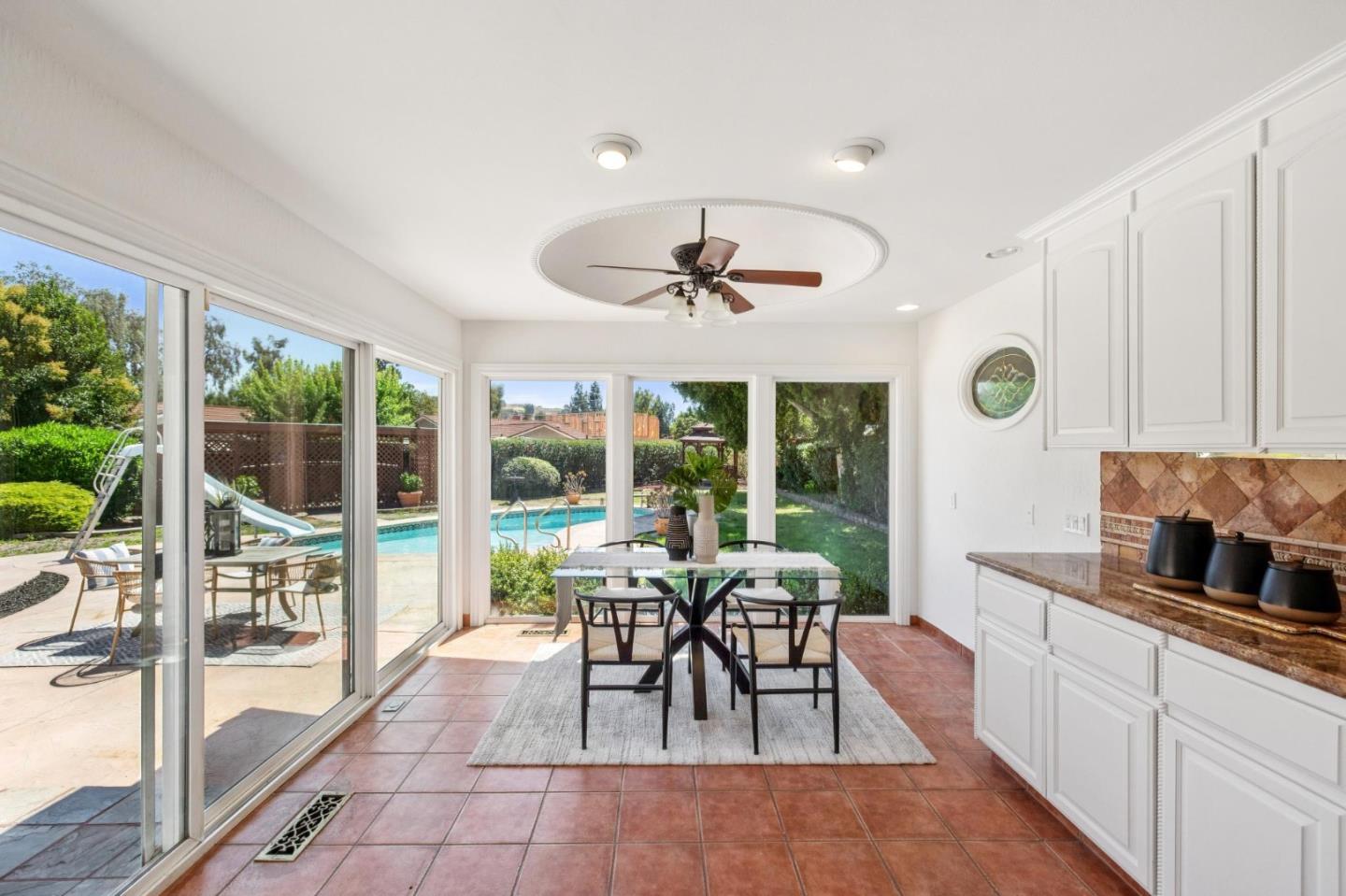 Detail Gallery Image 10 of 57 For 5806 Antigua Dr, San Jose,  CA 95120 - 4 Beds | 2/1 Baths