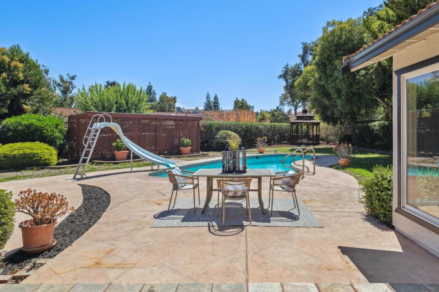 Detail Gallery Image 11 of 57 For 5806 Antigua Dr, San Jose,  CA 95120 - 4 Beds | 2/1 Baths