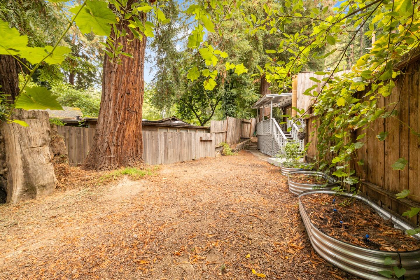 Detail Gallery Image 20 of 45 For 15765 Kings Creek Rd, Boulder Creek,  CA 95006 - 2 Beds | 1 Baths