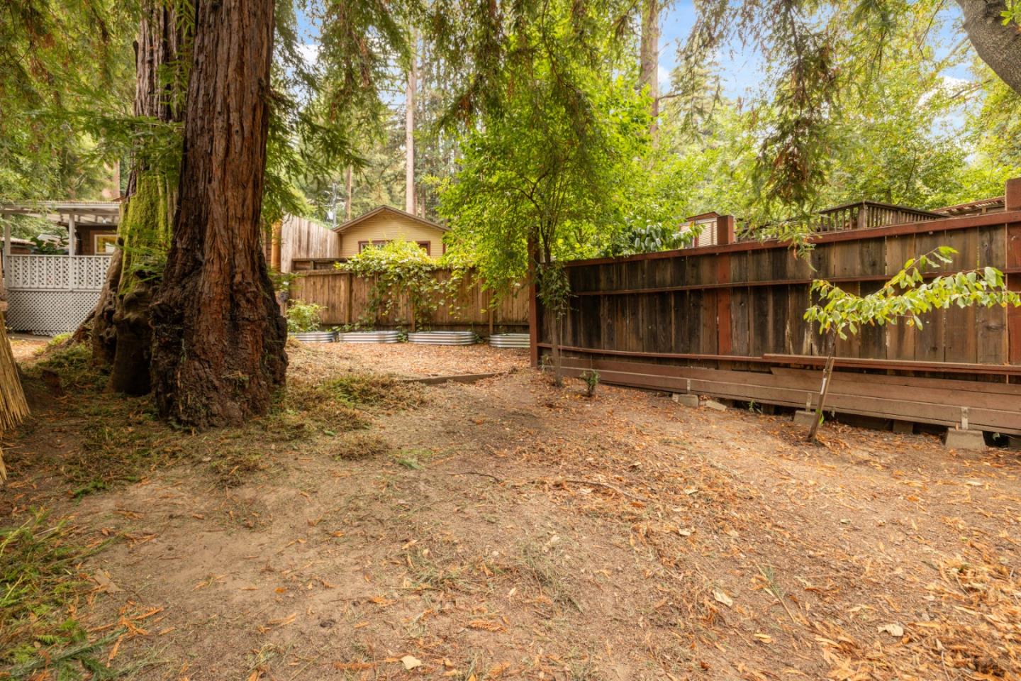 Detail Gallery Image 21 of 45 For 15765 Kings Creek Rd, Boulder Creek,  CA 95006 - 2 Beds | 1 Baths