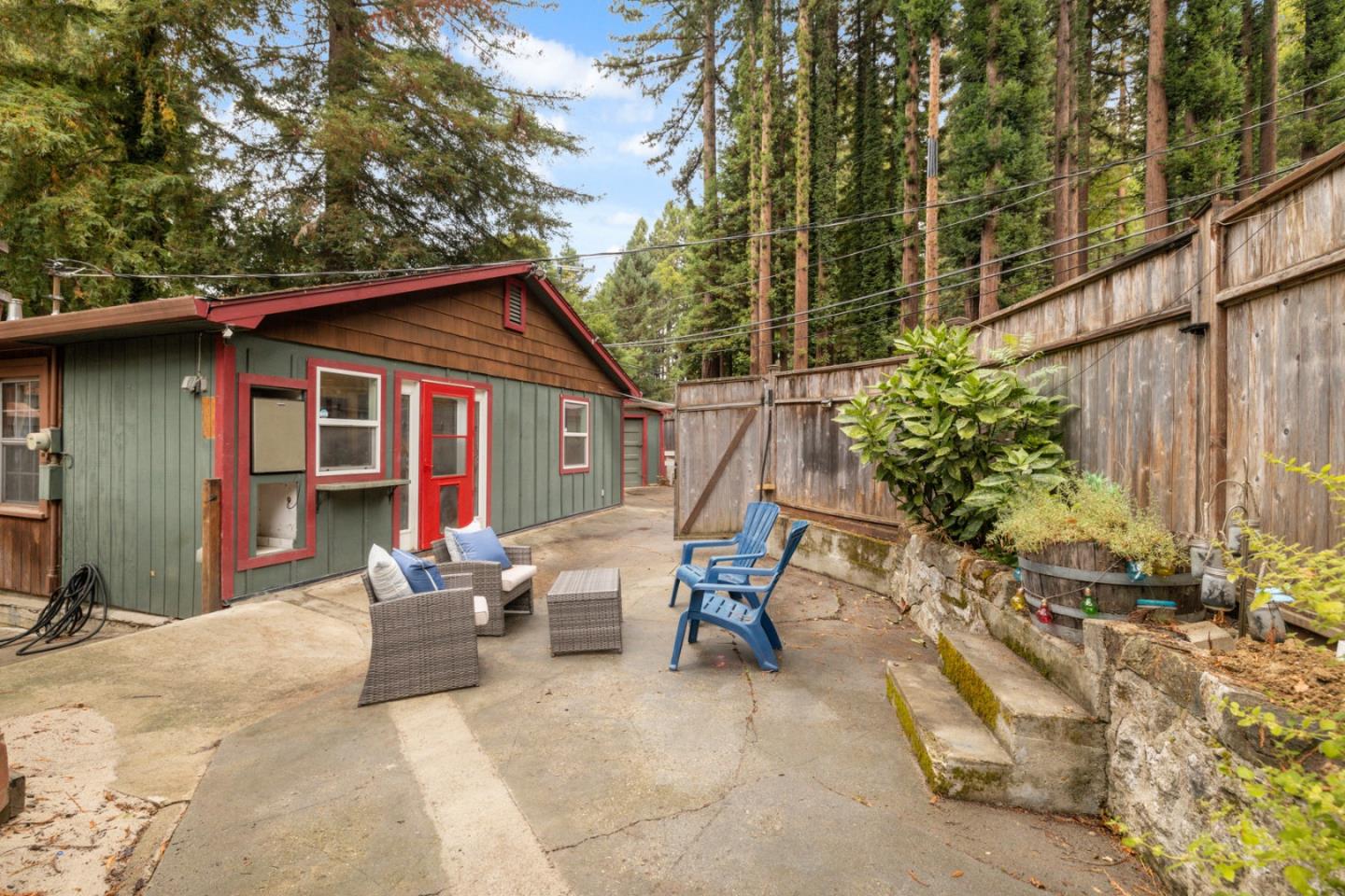 Detail Gallery Image 23 of 45 For 15765 Kings Creek Rd, Boulder Creek,  CA 95006 - 2 Beds | 1 Baths