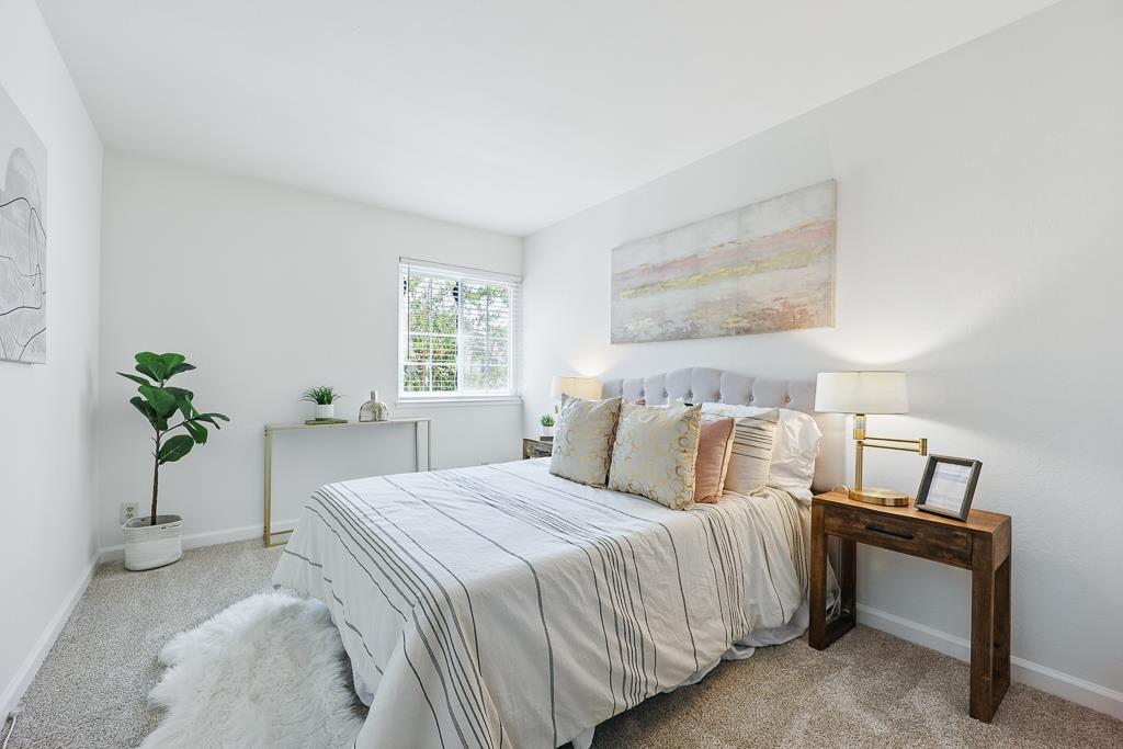Detail Gallery Image 21 of 41 For 20245 Northglen Sq, Cupertino,  CA 95014 - 2 Beds | 2 Baths
