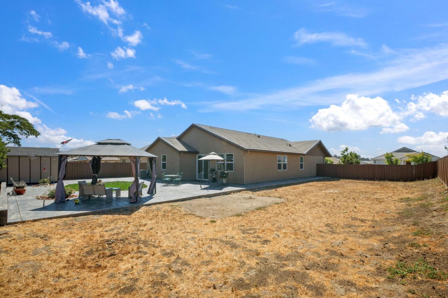 Detail Gallery Image 25 of 41 For 2741 Grayson St, Hollister,  CA 95023 - 4 Beds | 2 Baths