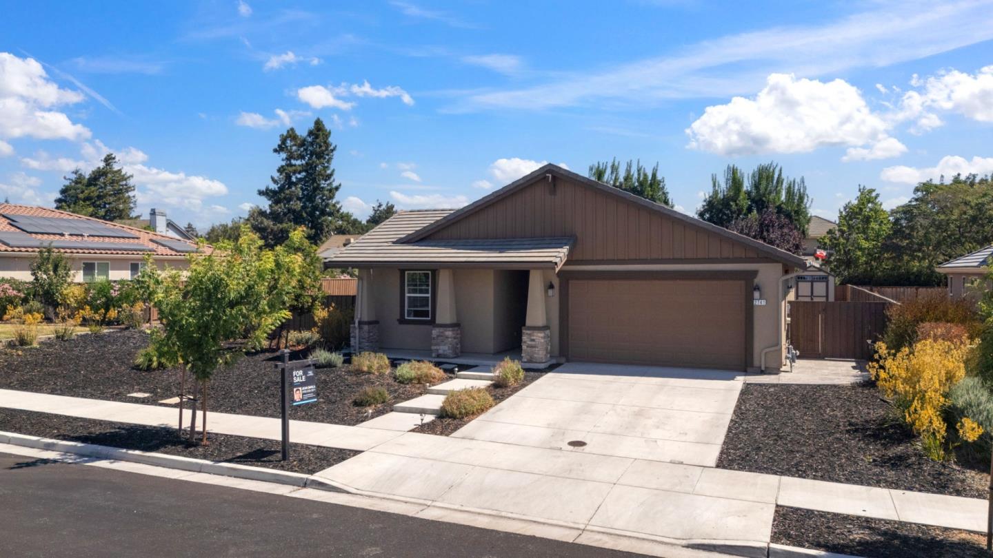 Detail Gallery Image 28 of 41 For 2741 Grayson St, Hollister,  CA 95023 - 4 Beds | 2 Baths