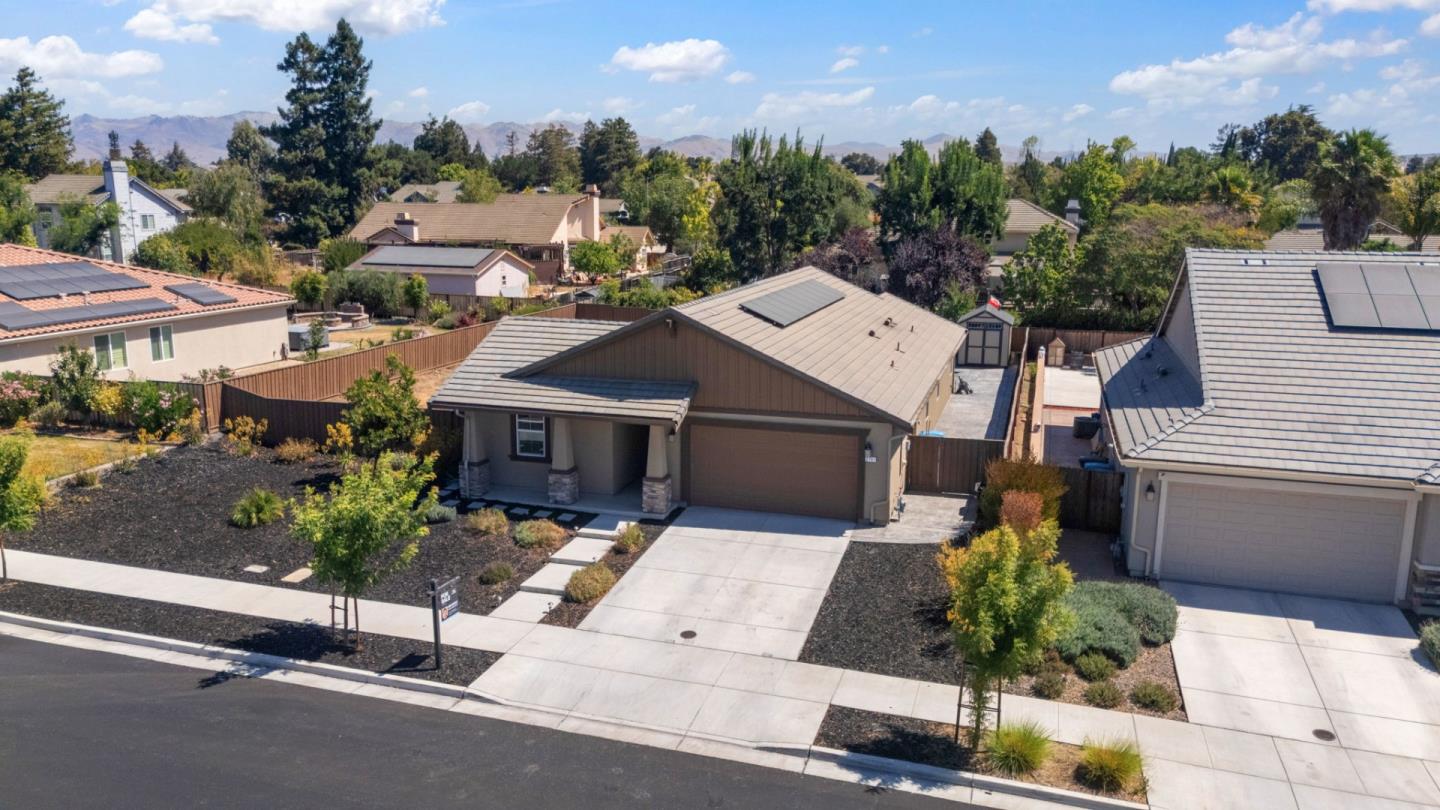 Detail Gallery Image 29 of 41 For 2741 Grayson St, Hollister,  CA 95023 - 4 Beds | 2 Baths