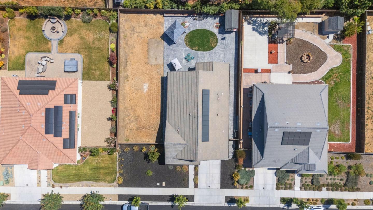 Detail Gallery Image 34 of 41 For 2741 Grayson St, Hollister,  CA 95023 - 4 Beds | 2 Baths