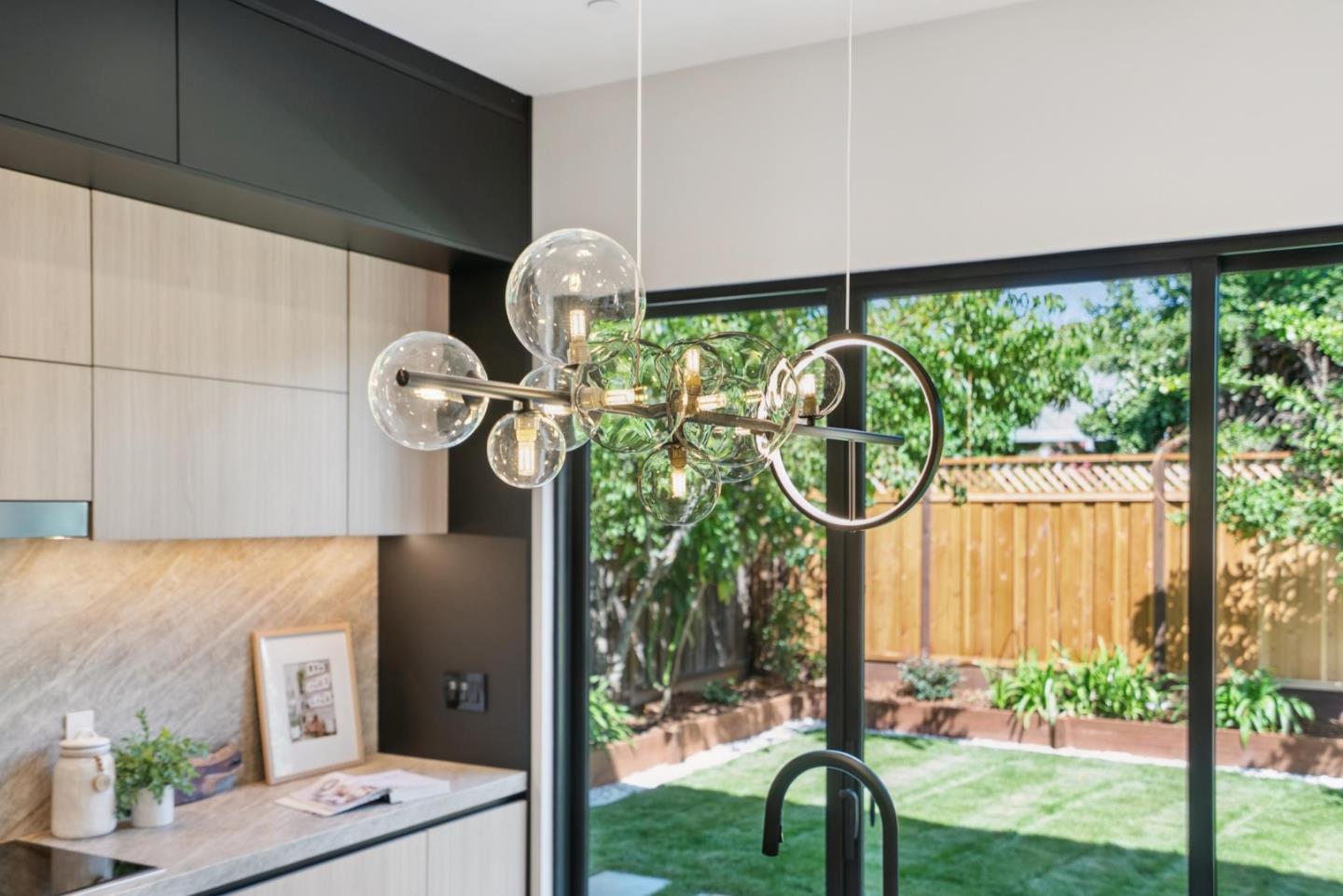 Detail Gallery Image 14 of 65 For 1599 Bonita Ave, Mountain View,  CA 94040 - 4 Beds | 3/1 Baths