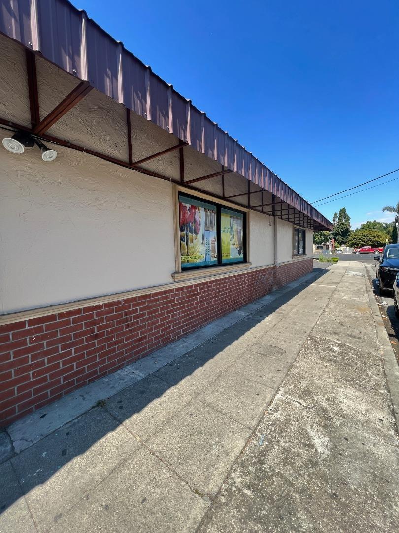 Detail Gallery Image 11 of 26 For 497 a St, Hayward,  CA 94541 - – Beds | – Baths