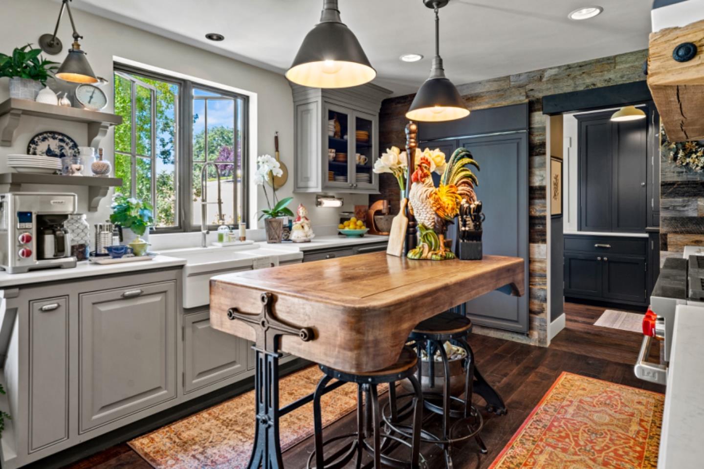 Detail Gallery Image 13 of 39 For 52 Asoleado Dr, Carmel Valley,  CA 93924 - 3 Beds | 2/1 Baths