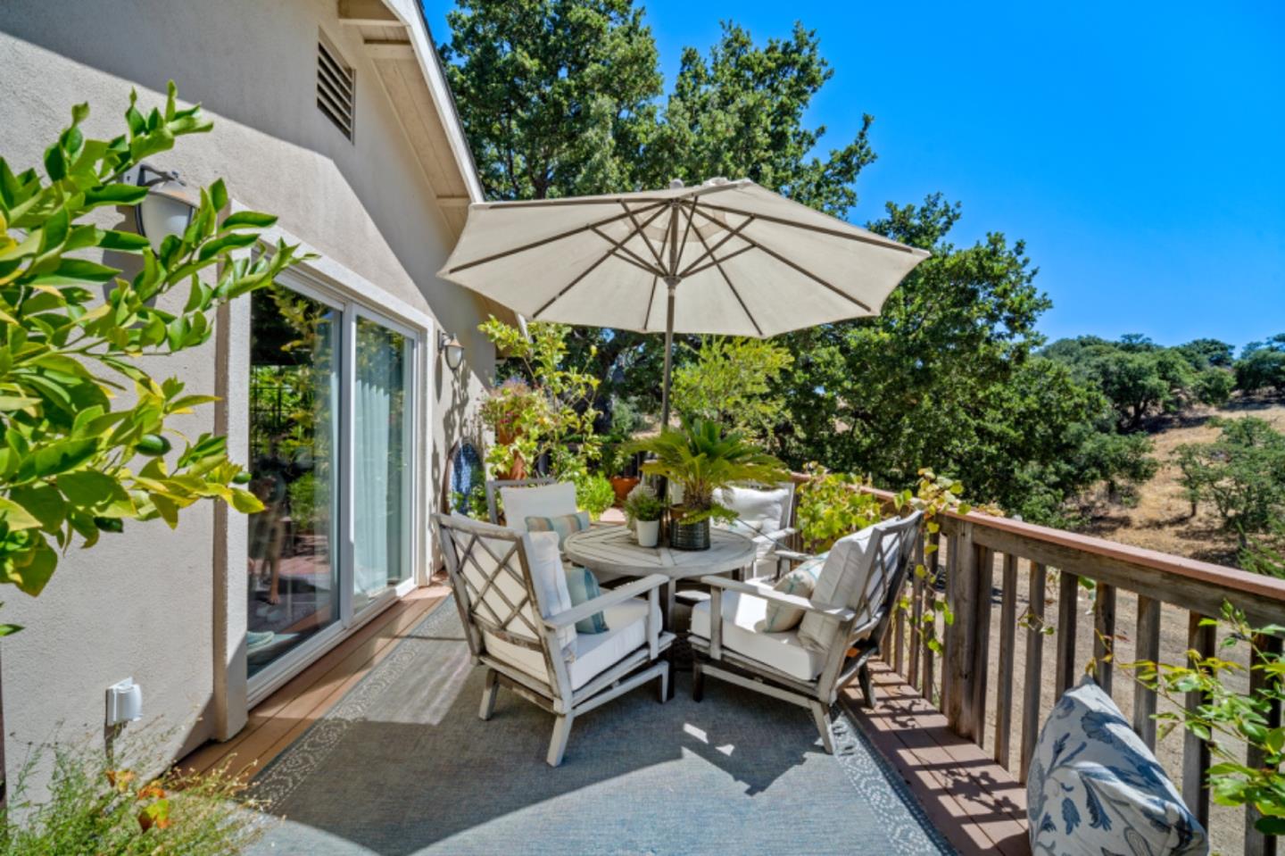 Detail Gallery Image 24 of 39 For 52 Asoleado Dr, Carmel Valley,  CA 93924 - 3 Beds | 2/1 Baths