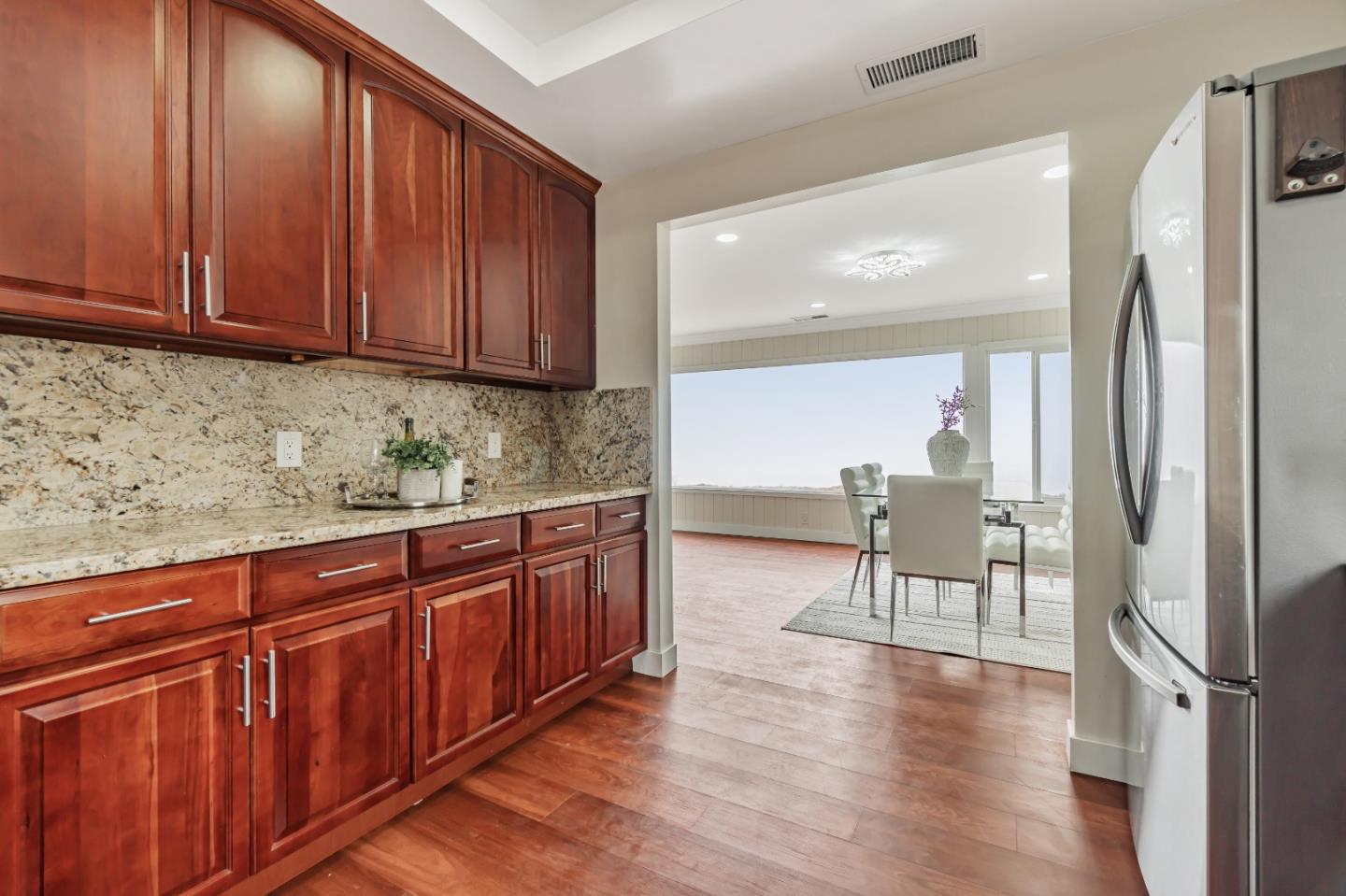 Detail Gallery Image 23 of 70 For 20 Palisades Dr, Daly City,  CA 94015 - 3 Beds | 2 Baths