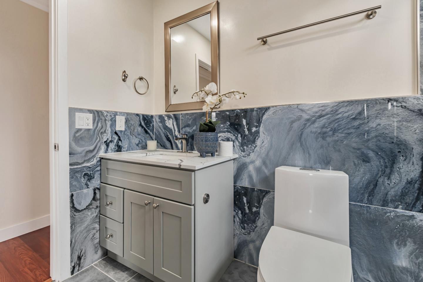 Detail Gallery Image 29 of 70 For 20 Palisades Dr, Daly City,  CA 94015 - 3 Beds | 2 Baths