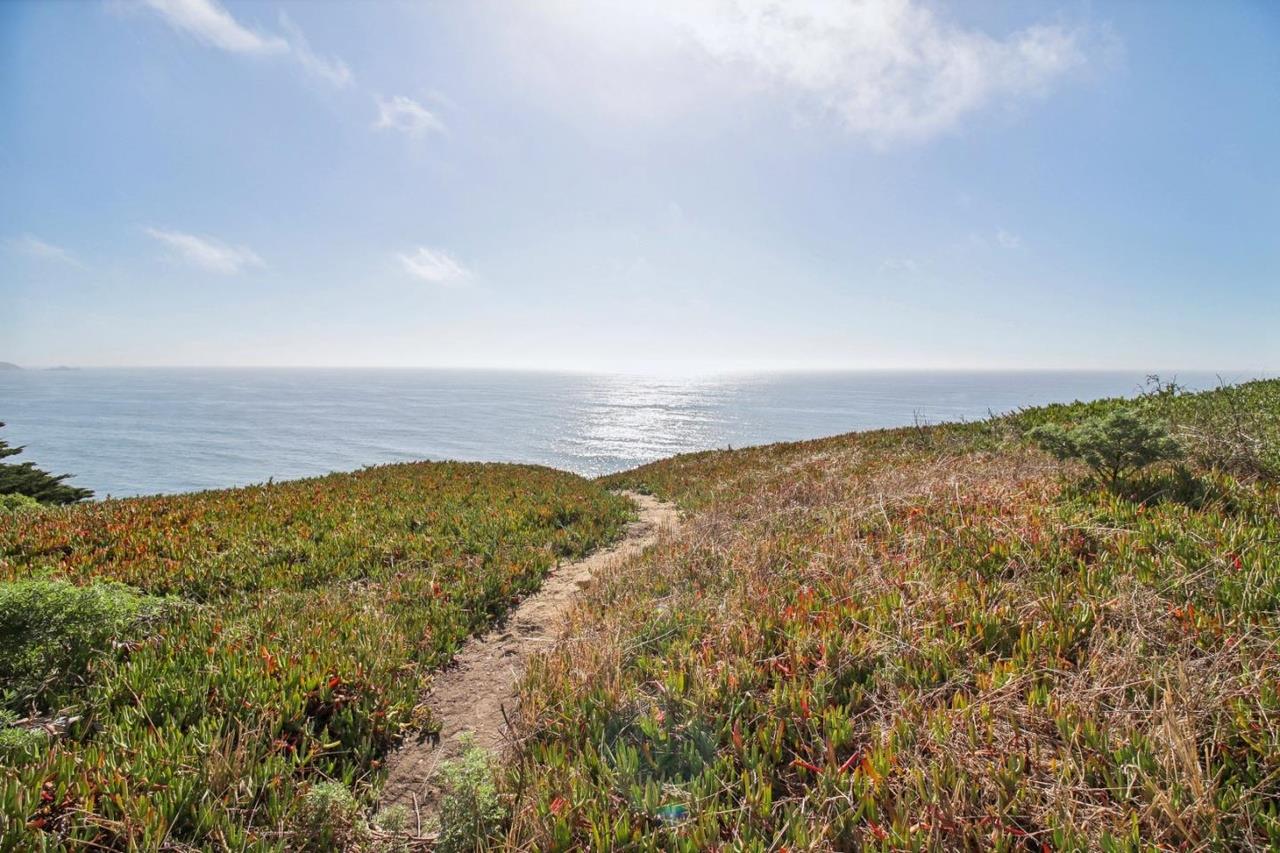 Detail Gallery Image 60 of 70 For 20 Palisades Dr, Daly City,  CA 94015 - 3 Beds | 2 Baths
