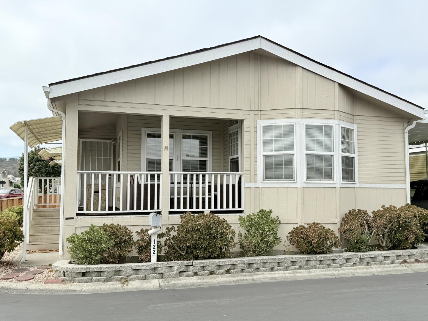 Detail Gallery Image 3 of 30 For 5770 Winfield #122,  San Jose,  CA 95123 - 3 Beds | 2 Baths