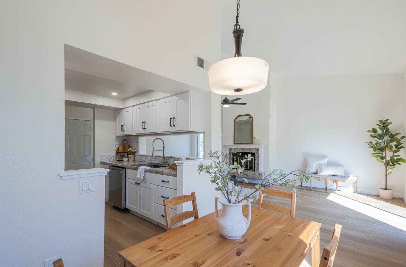 Detail Gallery Image 11 of 29 For 2444 N Main St #G,  Salinas,  CA 93906 - 1 Beds | 1 Baths