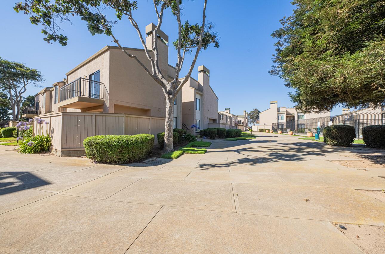 Detail Gallery Image 21 of 29 For 2444 N Main St #G,  Salinas,  CA 93906 - 1 Beds | 1 Baths