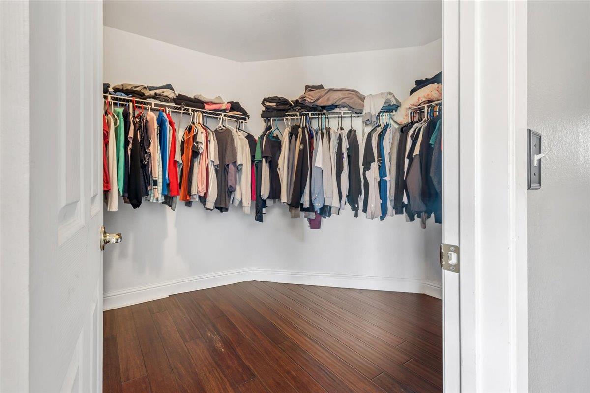 Detail Gallery Image 11 of 20 For 1037 Vista Ave, Soledad,  CA 93960 - 4 Beds | 2/1 Baths