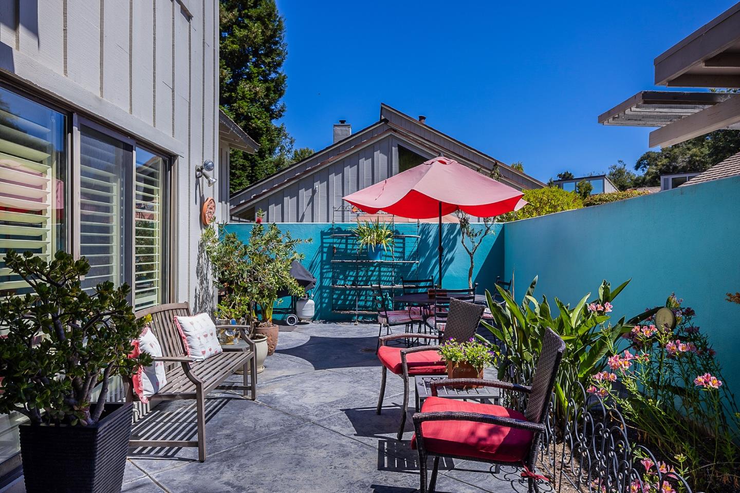 Detail Gallery Image 28 of 48 For 9662 Willow Ct, Carmel,  CA 93923 - 3 Beds | 3/1 Baths