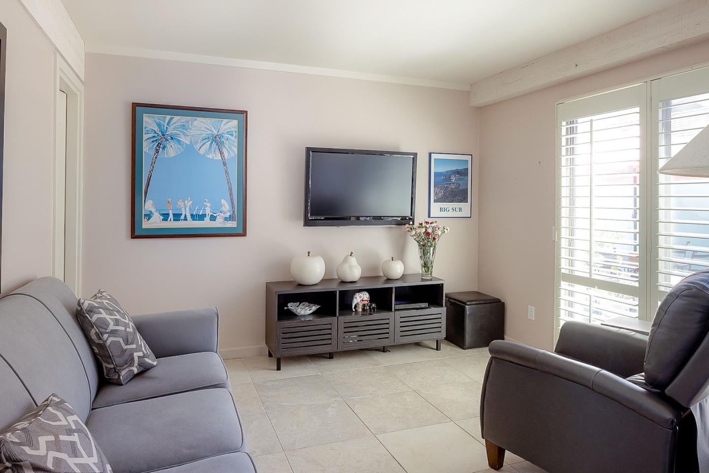 Detail Gallery Image 41 of 48 For 9662 Willow Ct, Carmel,  CA 93923 - 3 Beds | 3/1 Baths