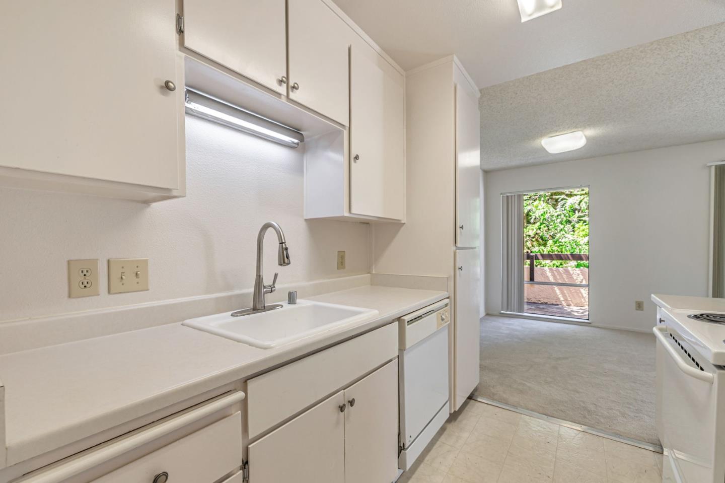 Detail Gallery Image 13 of 41 For 285 Tradewinds Dr #6,  San Jose,  CA 95123 - 2 Beds | 1 Baths