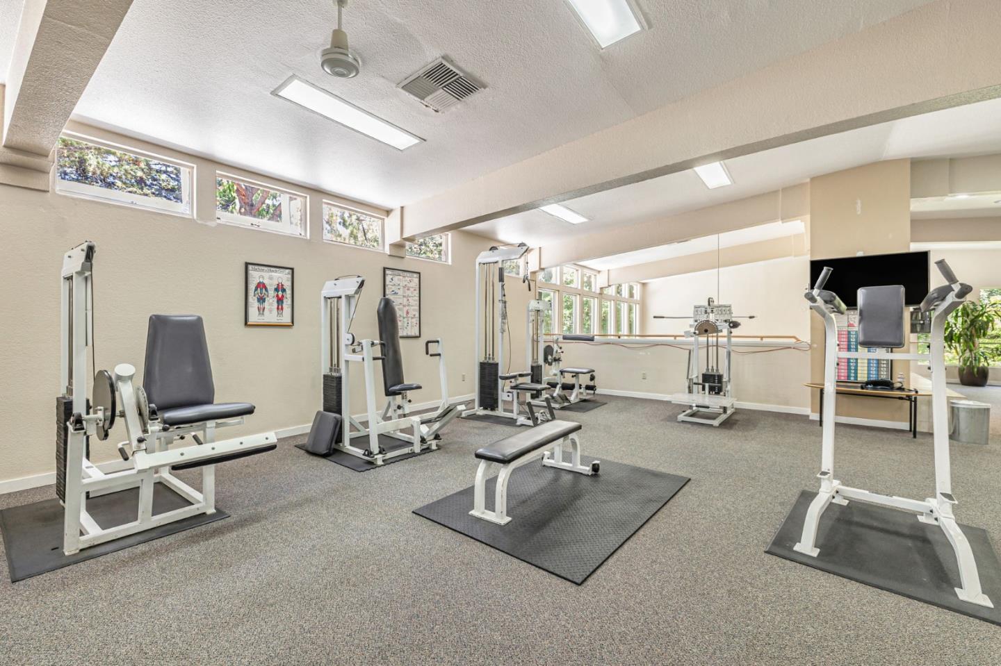 Detail Gallery Image 34 of 41 For 285 Tradewinds Dr #6,  San Jose,  CA 95123 - 2 Beds | 1 Baths