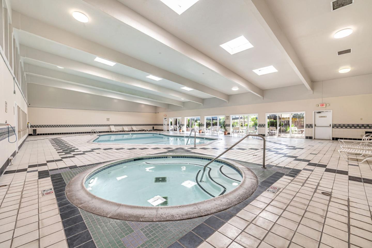 Detail Gallery Image 37 of 41 For 285 Tradewinds Dr #6,  San Jose,  CA 95123 - 2 Beds | 1 Baths