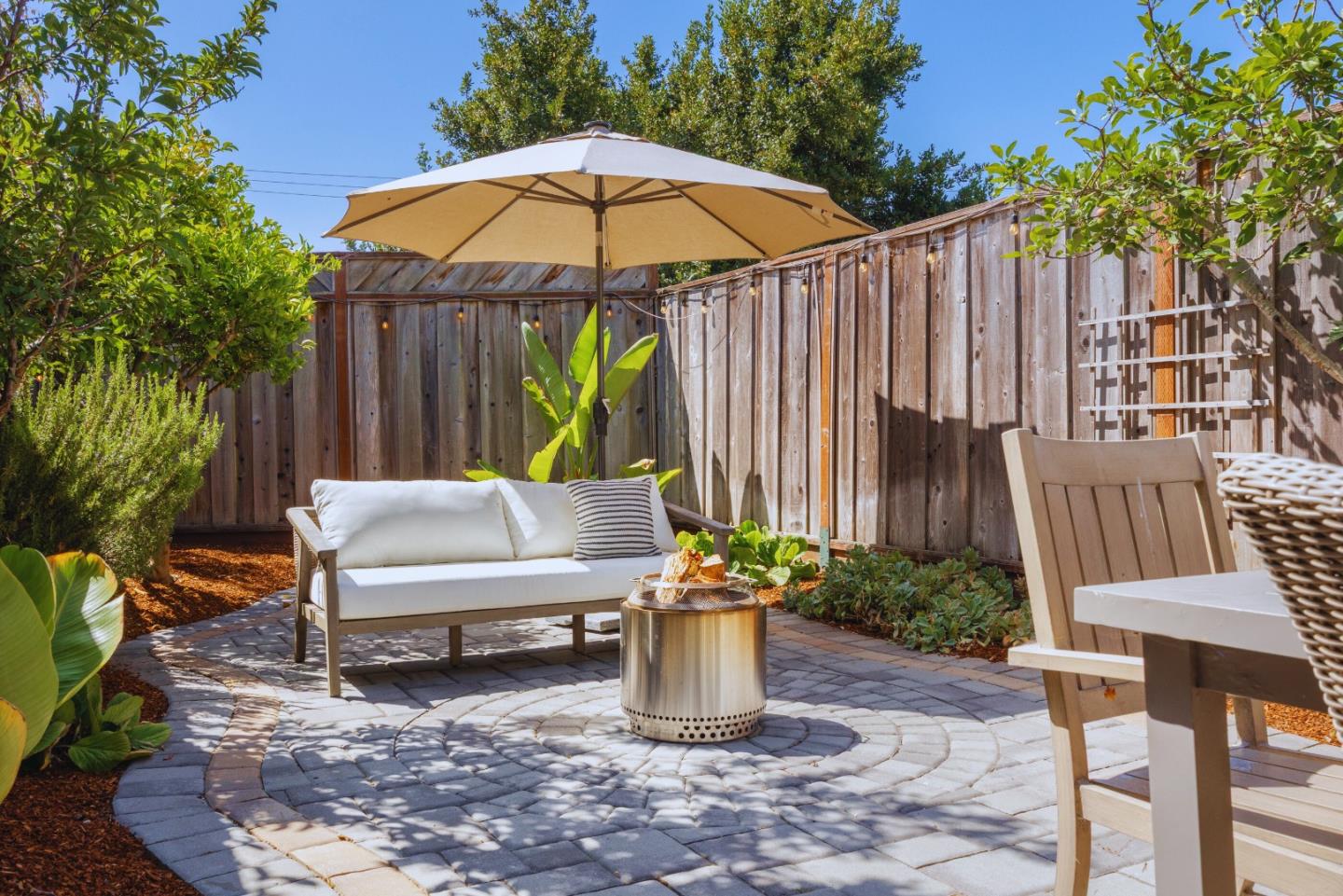 Detail Gallery Image 39 of 46 For 1525 Leila Ct, Santa Cruz,  CA 95062 - 2 Beds | 1 Baths