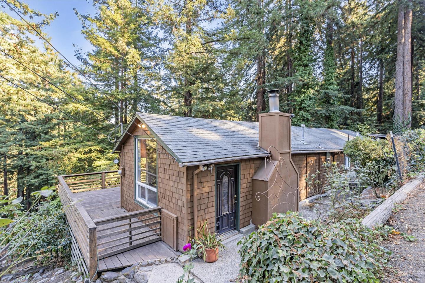 Detail Gallery Image 1 of 39 For 1045 Forest Way, Brookdale,  CA 95007 - 2 Beds | 2 Baths