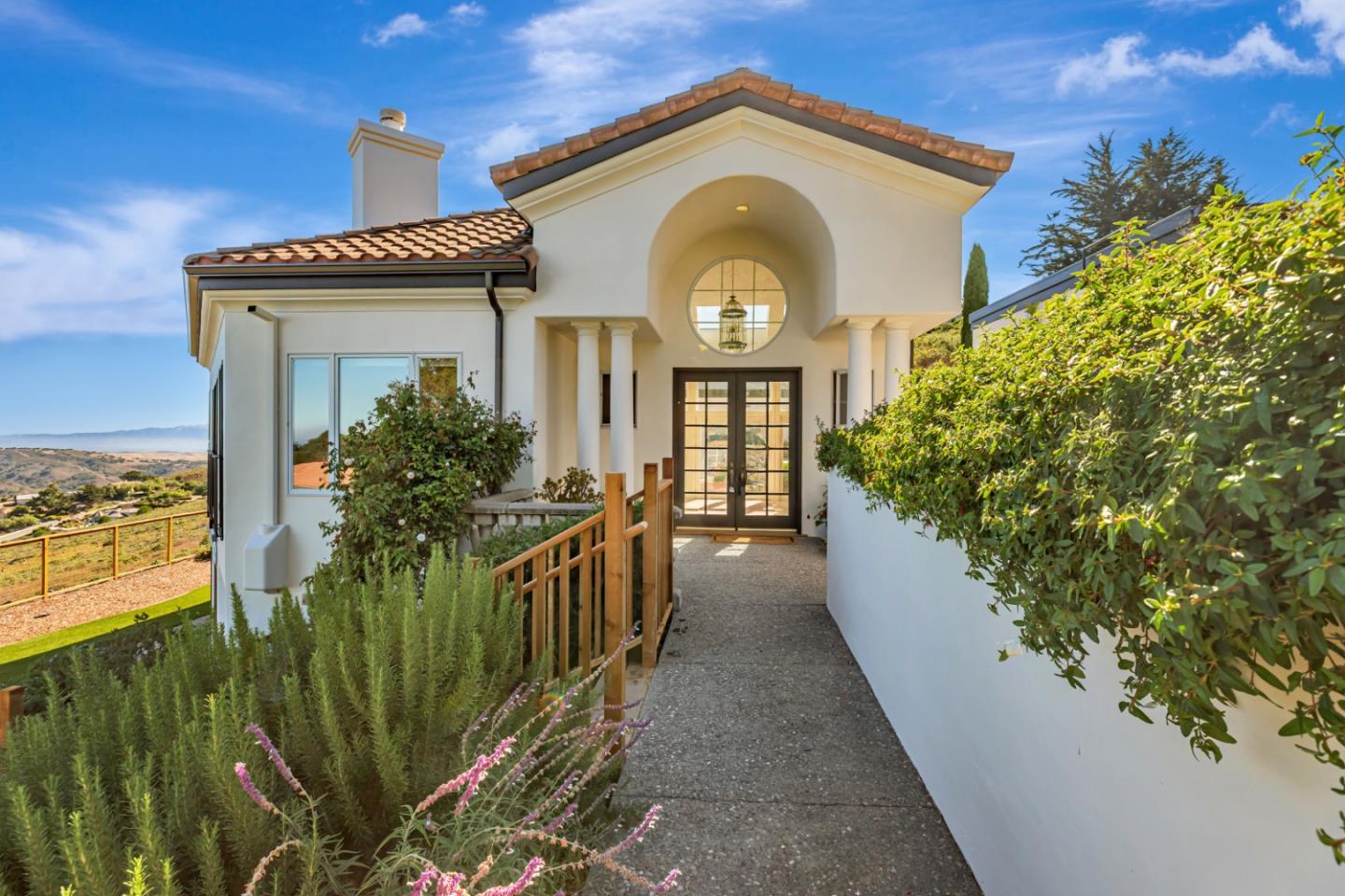 Detail Gallery Image 1 of 35 For 25691 Whip Rd, Monterey,  CA 93940 - 4 Beds | 4/1 Baths