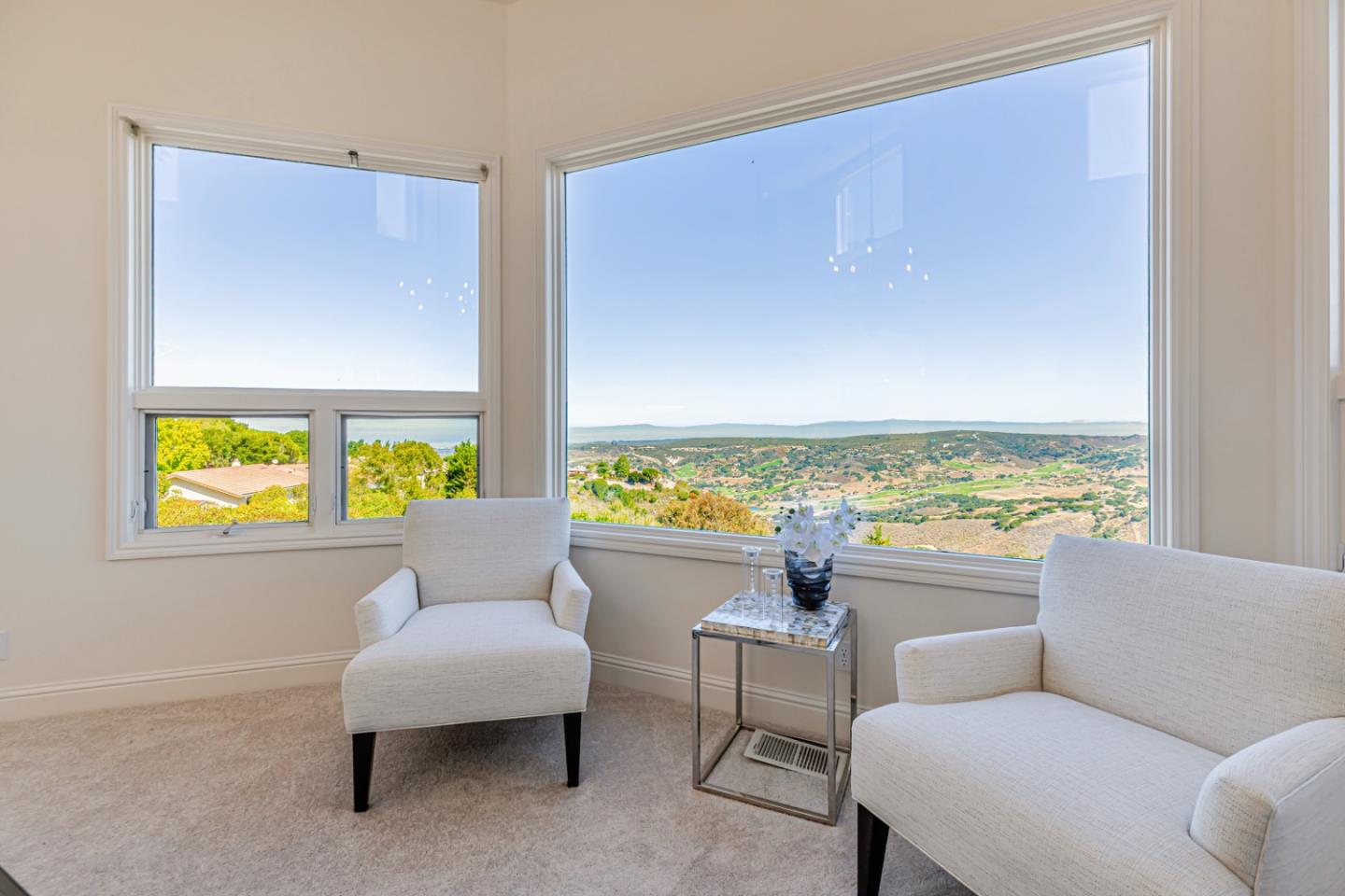 Detail Gallery Image 14 of 35 For 25691 Whip Rd, Monterey,  CA 93940 - 4 Beds | 4/1 Baths