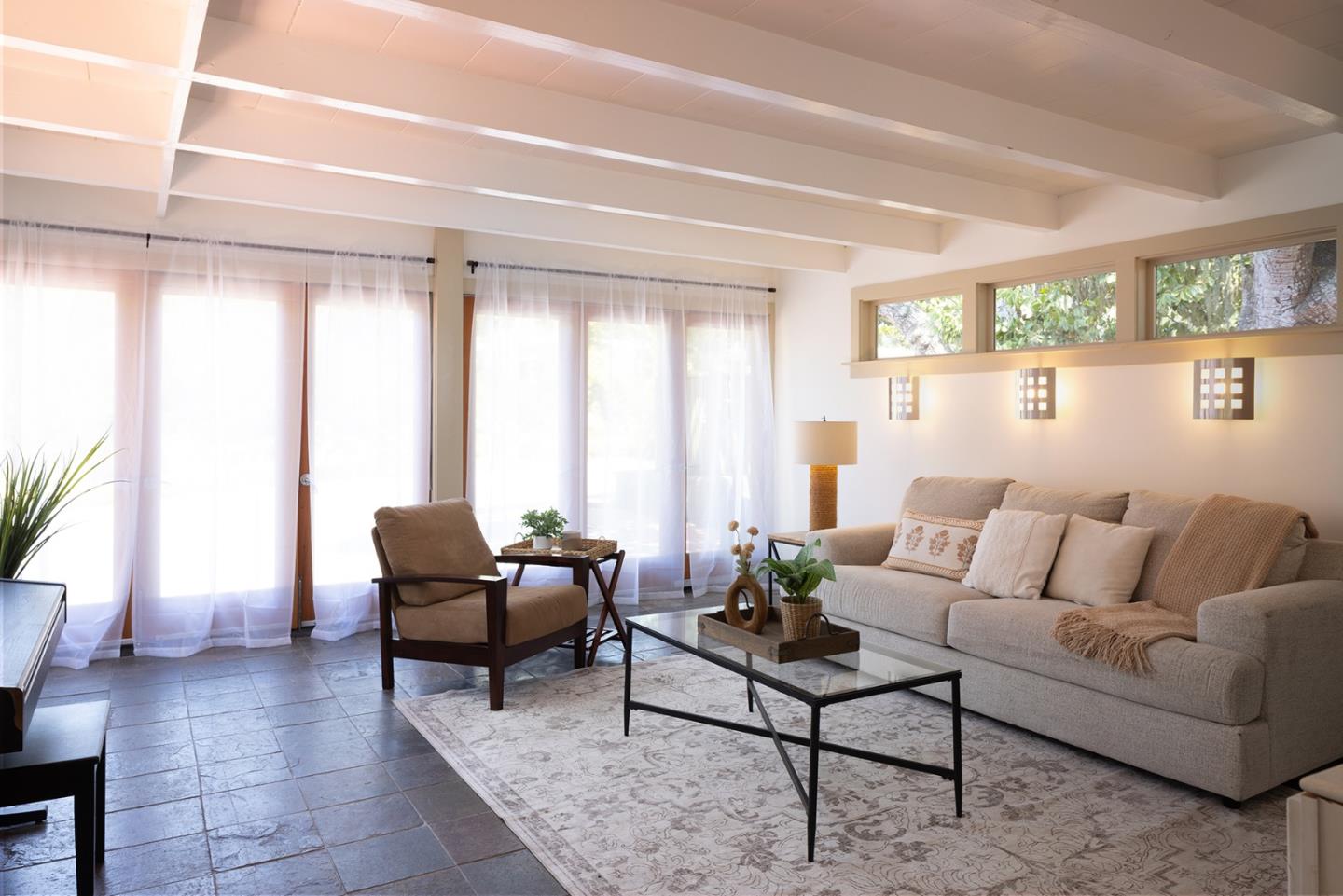 Detail Gallery Image 12 of 28 For 25245 Ward Pl, Carmel,  CA 93923 - 3 Beds | 2 Baths