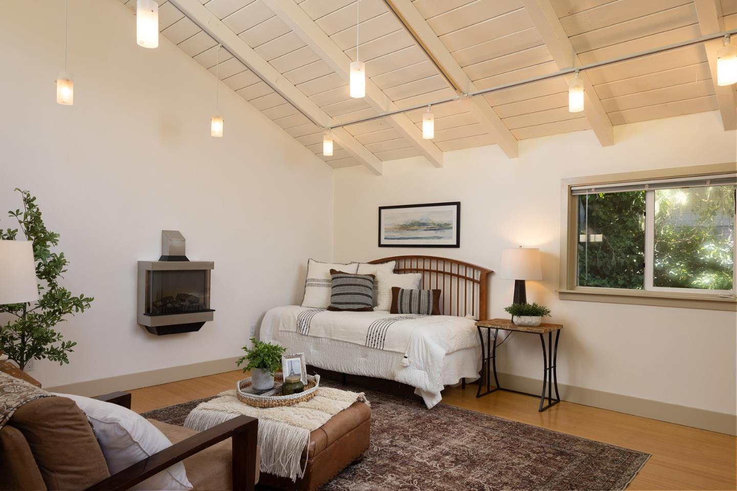Detail Gallery Image 23 of 28 For 25245 Ward Pl, Carmel,  CA 93923 - 3 Beds | 2 Baths