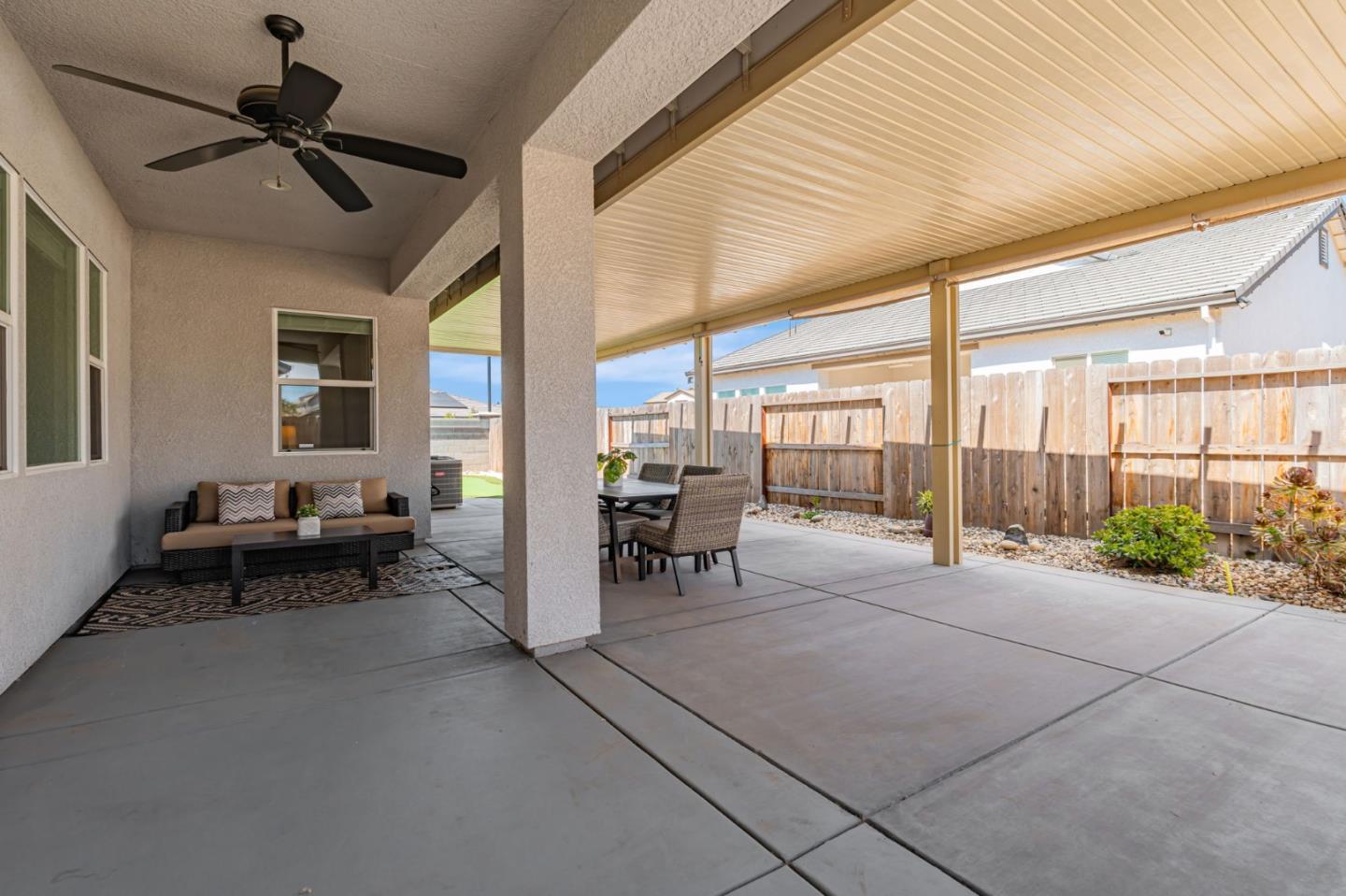 Detail Gallery Image 38 of 47 For 2408 Dilip Dr, Manteca,  CA 95337 - 3 Beds | 2 Baths