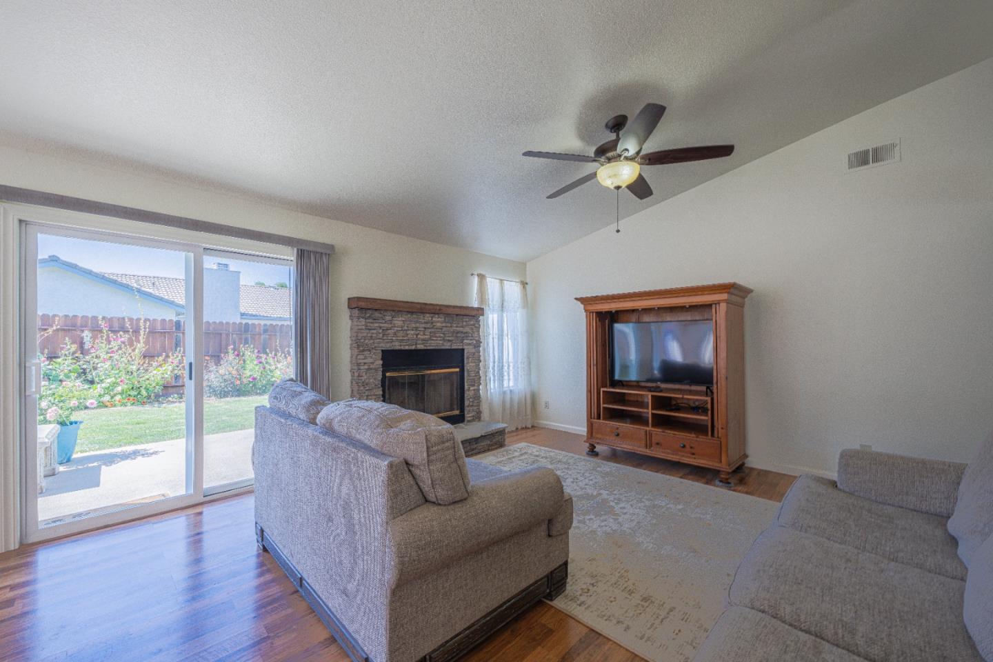 Detail Gallery Image 21 of 41 For 46210 Pine Meadow Dr, King City,  CA 93930 - 3 Beds | 2 Baths