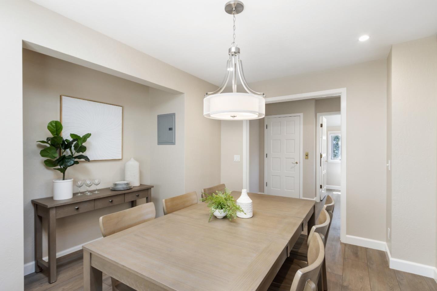 Detail Gallery Image 12 of 76 For 160 Frederick St, Santa Cruz,  CA 95062 - 3 Beds | 3 Baths