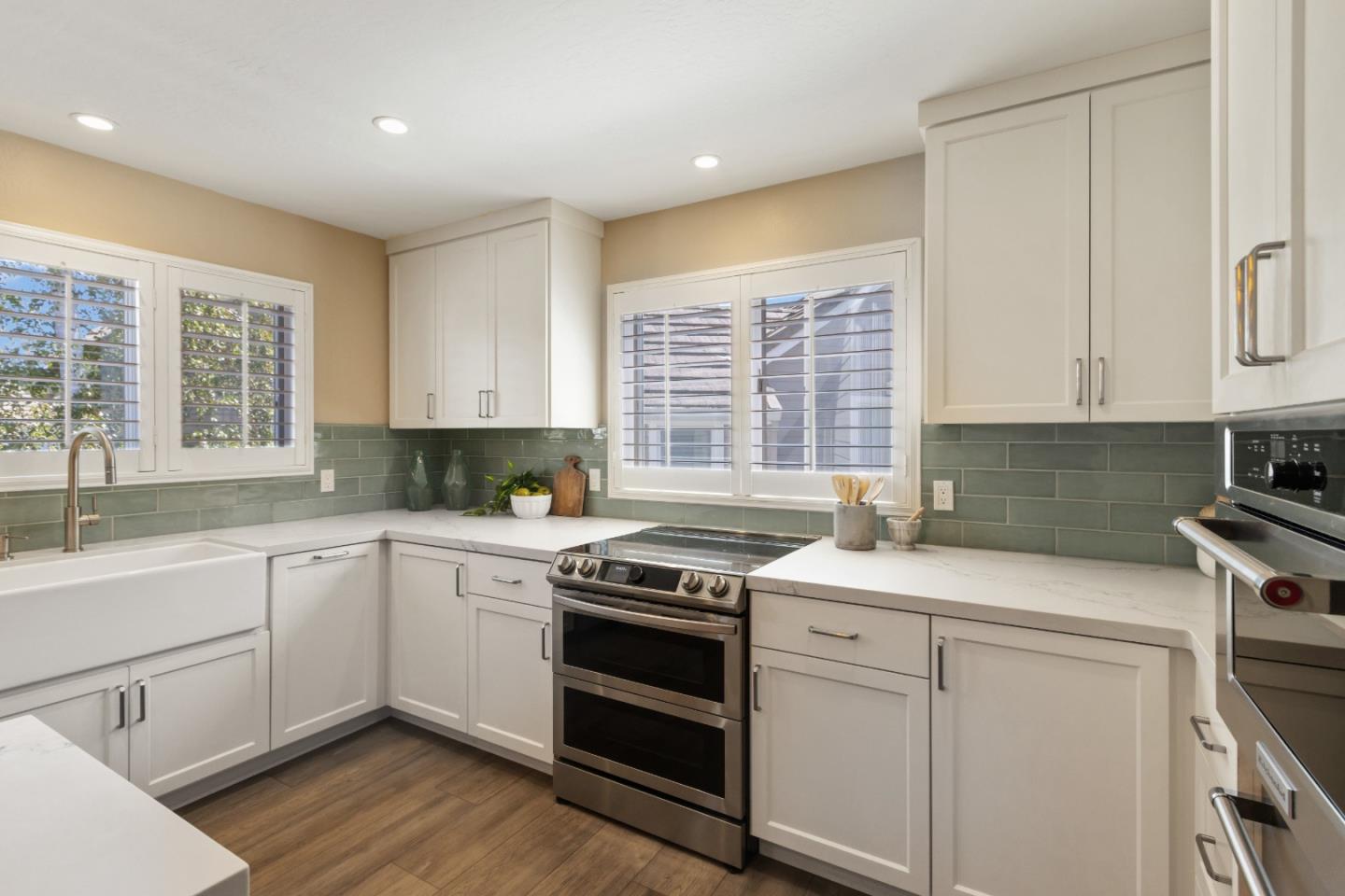 Detail Gallery Image 16 of 76 For 160 Frederick St, Santa Cruz,  CA 95062 - 3 Beds | 3 Baths