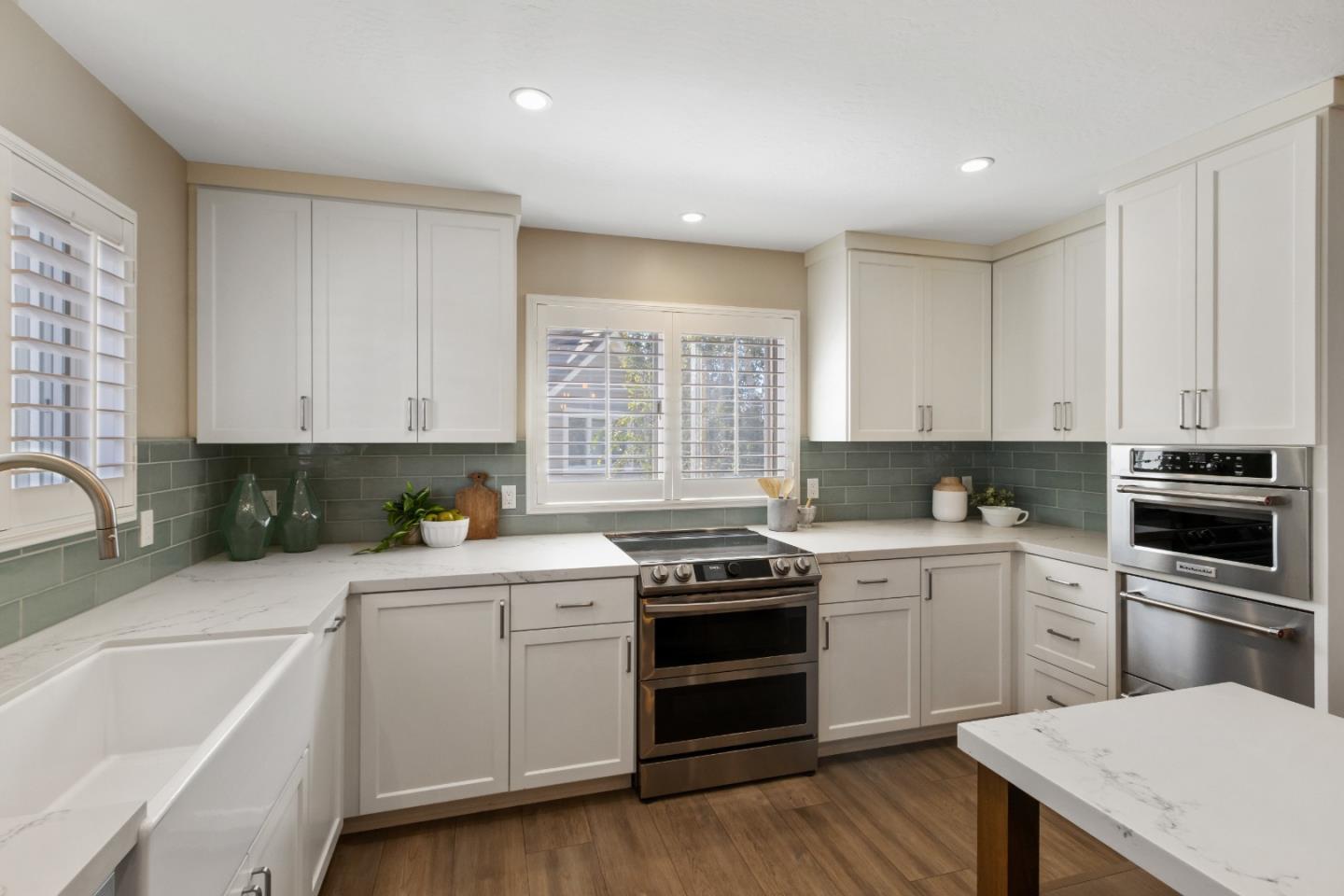 Detail Gallery Image 17 of 76 For 160 Frederick St, Santa Cruz,  CA 95062 - 3 Beds | 3 Baths