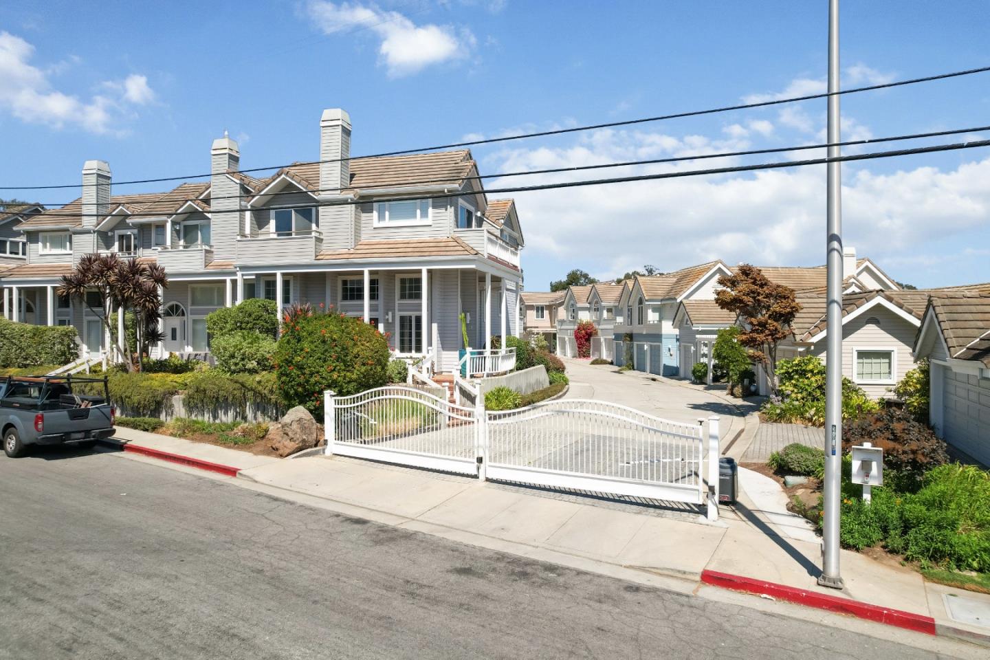 Detail Gallery Image 51 of 76 For 160 Frederick St, Santa Cruz,  CA 95062 - 3 Beds | 3 Baths