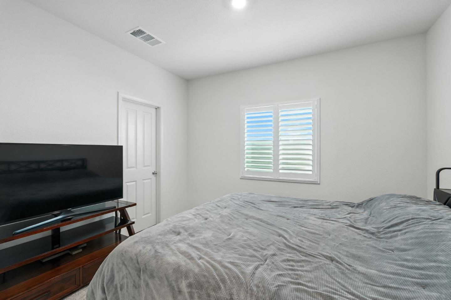 Detail Gallery Image 17 of 35 For 3826 Fong Ranch Rd, Sacramento,  CA 95834 - 4 Beds | 2 Baths