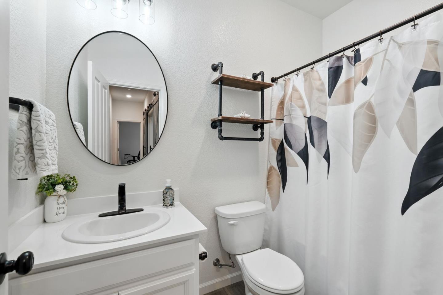 Detail Gallery Image 20 of 35 For 3826 Fong Ranch Rd, Sacramento,  CA 95834 - 4 Beds | 2 Baths