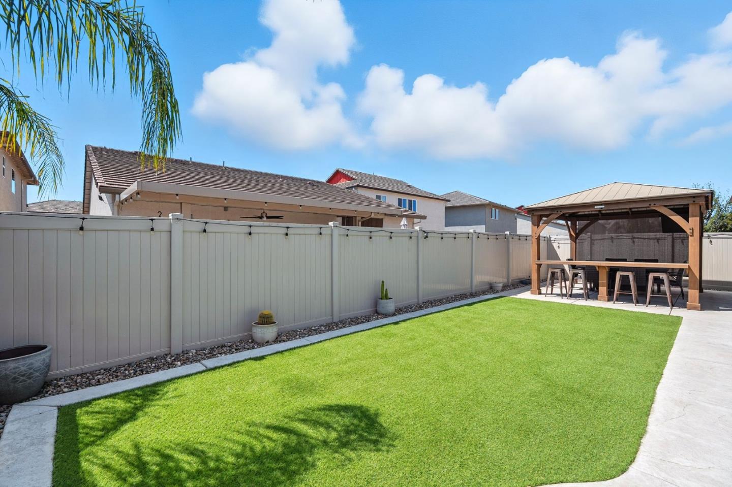Detail Gallery Image 32 of 35 For 3826 Fong Ranch Rd, Sacramento,  CA 95834 - 4 Beds | 2 Baths