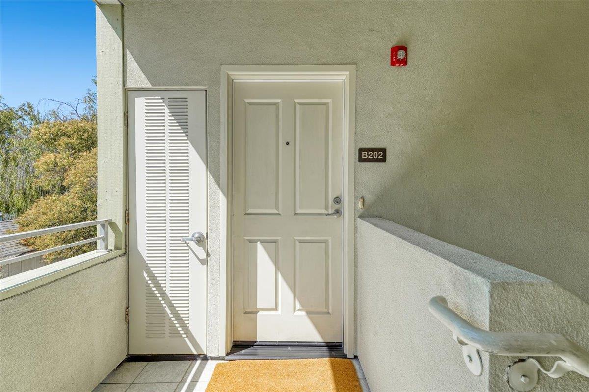 Detail Gallery Image 11 of 15 For 224 Laurel #B202,  Santa Cruz,  CA 95060 - 1 Beds | 1 Baths