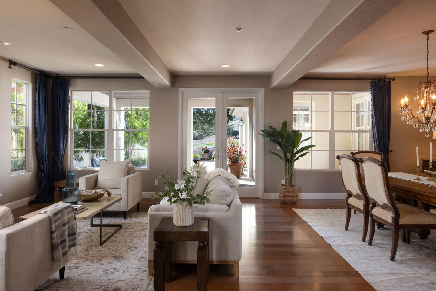 Detail Gallery Image 11 of 50 For 106 Las Brisas Dr, Monterey,  CA 93940 - 3 Beds | 3/1 Baths