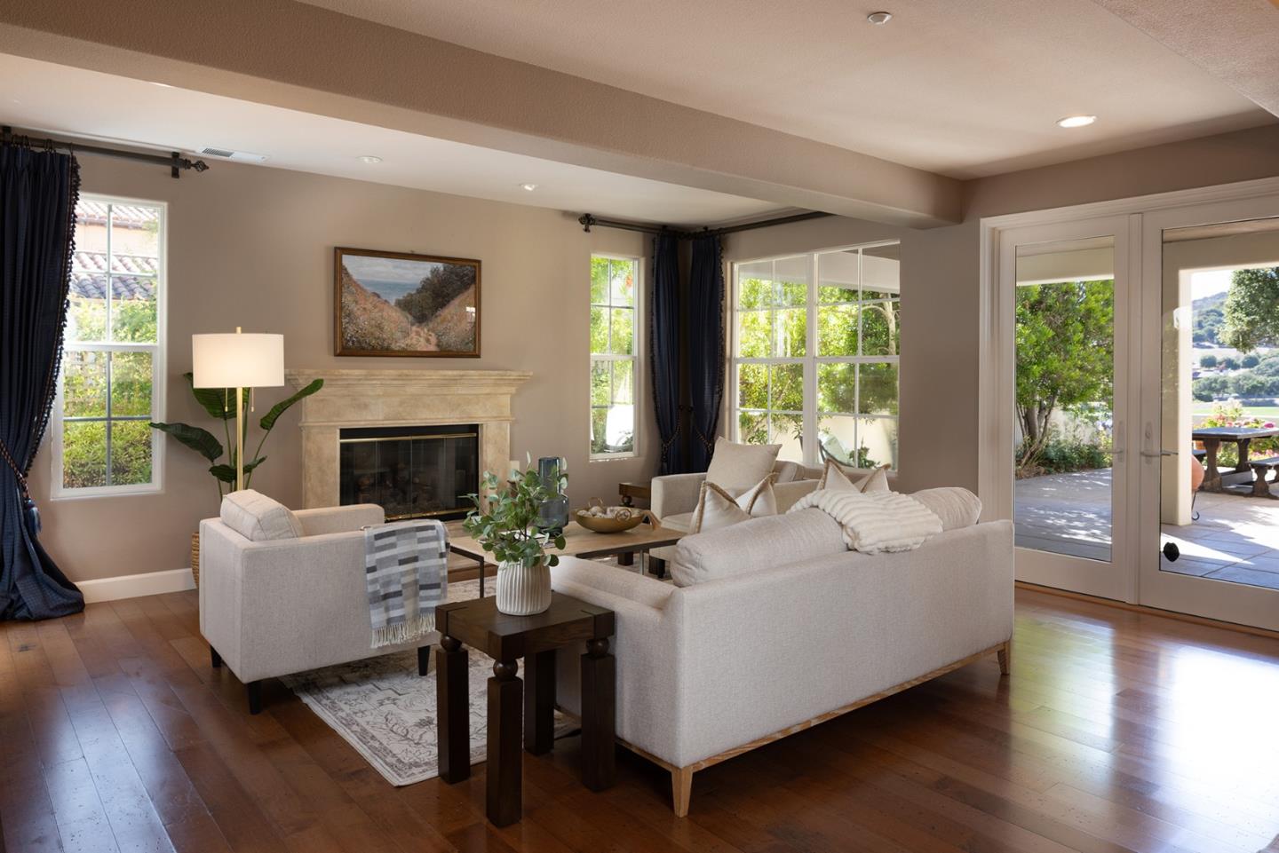 Detail Gallery Image 9 of 50 For 106 Las Brisas Dr, Monterey,  CA 93940 - 3 Beds | 3/1 Baths