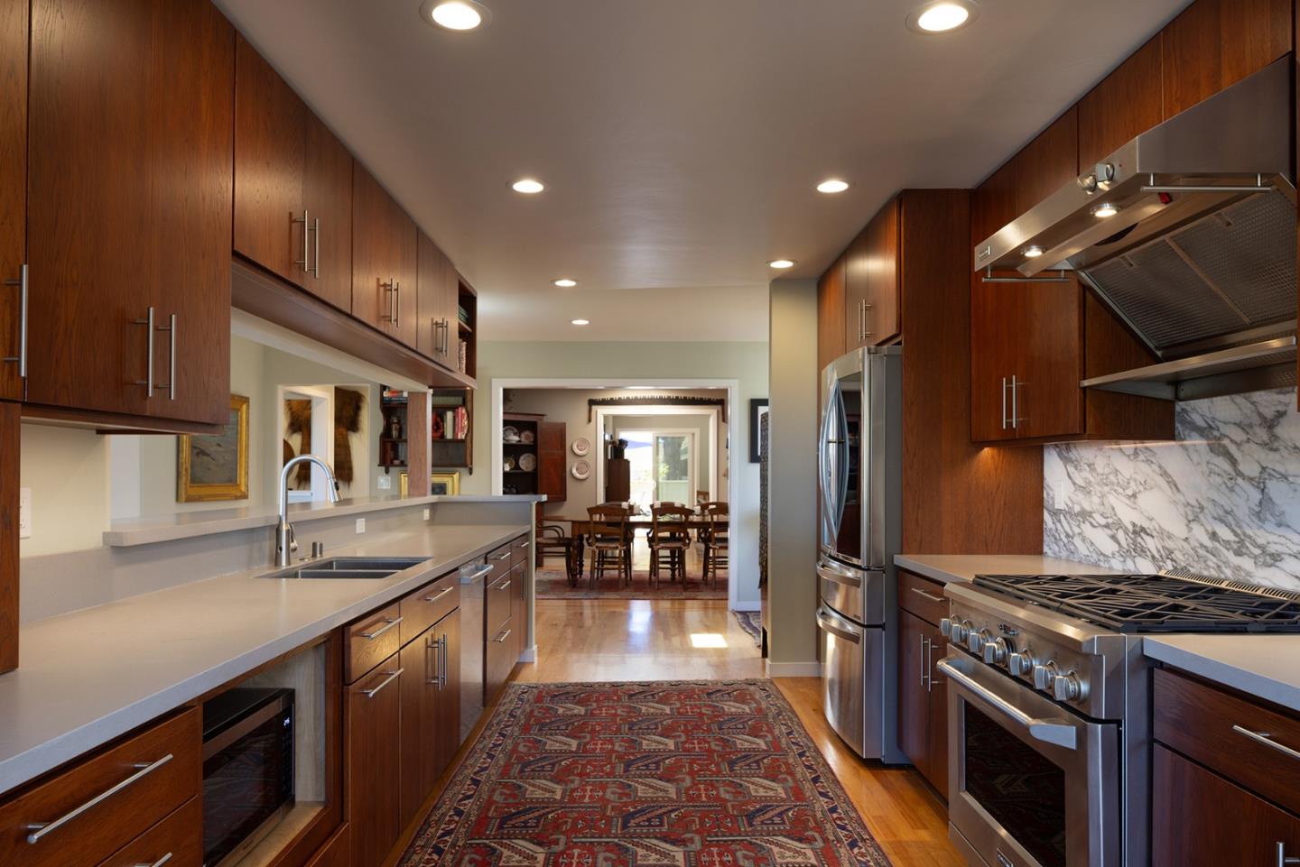 Detail Gallery Image 13 of 45 For 735 Bayview Ave, Pacific Grove,  CA 93950 - 3 Beds | 2/1 Baths